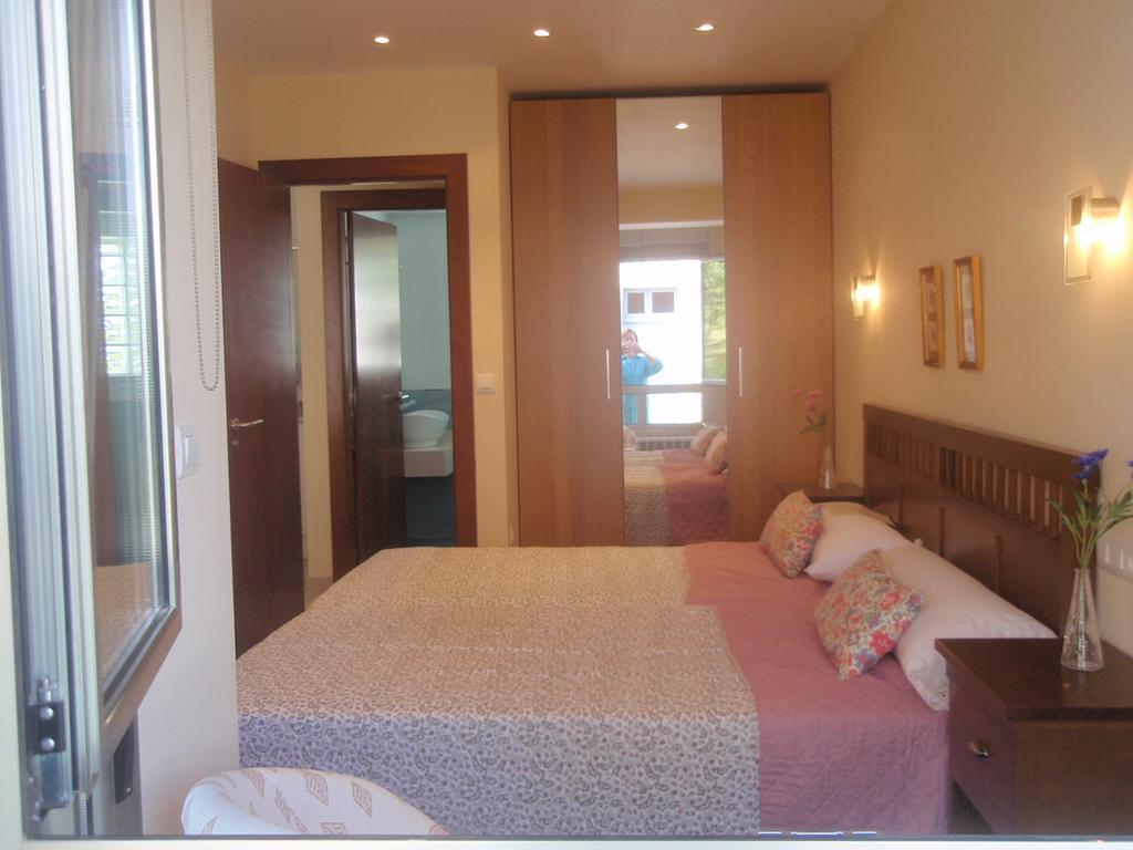 Apartamentos Arcos Del Esva Луарка Екстериор снимка