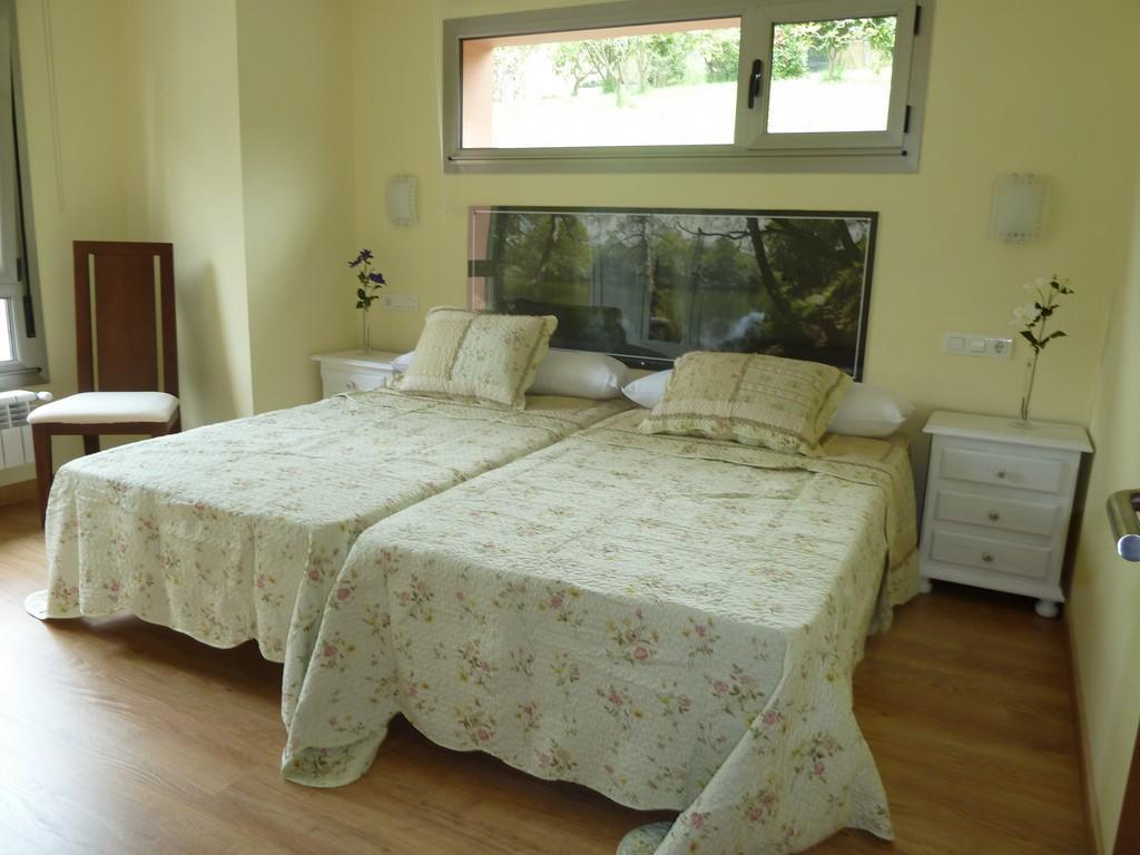 Apartamentos Arcos Del Esva Луарка Екстериор снимка