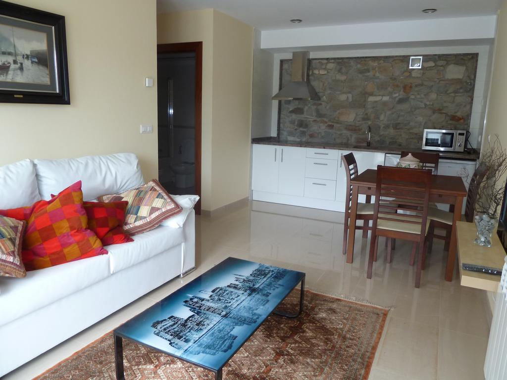 Apartamentos Arcos Del Esva Луарка Екстериор снимка