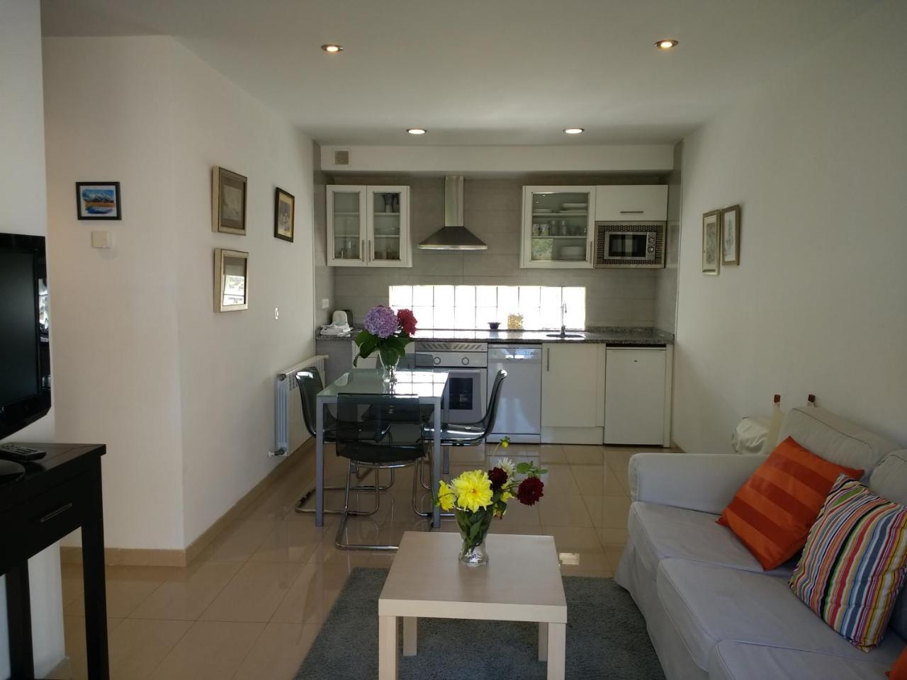 Apartamentos Arcos Del Esva Луарка Екстериор снимка